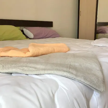Апартамент В Студентски Град Apartment